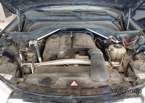 2016 BMW X6 xDrive35I z USA, uszkodzony, nr VIN 5UXKU2C56G0N81951